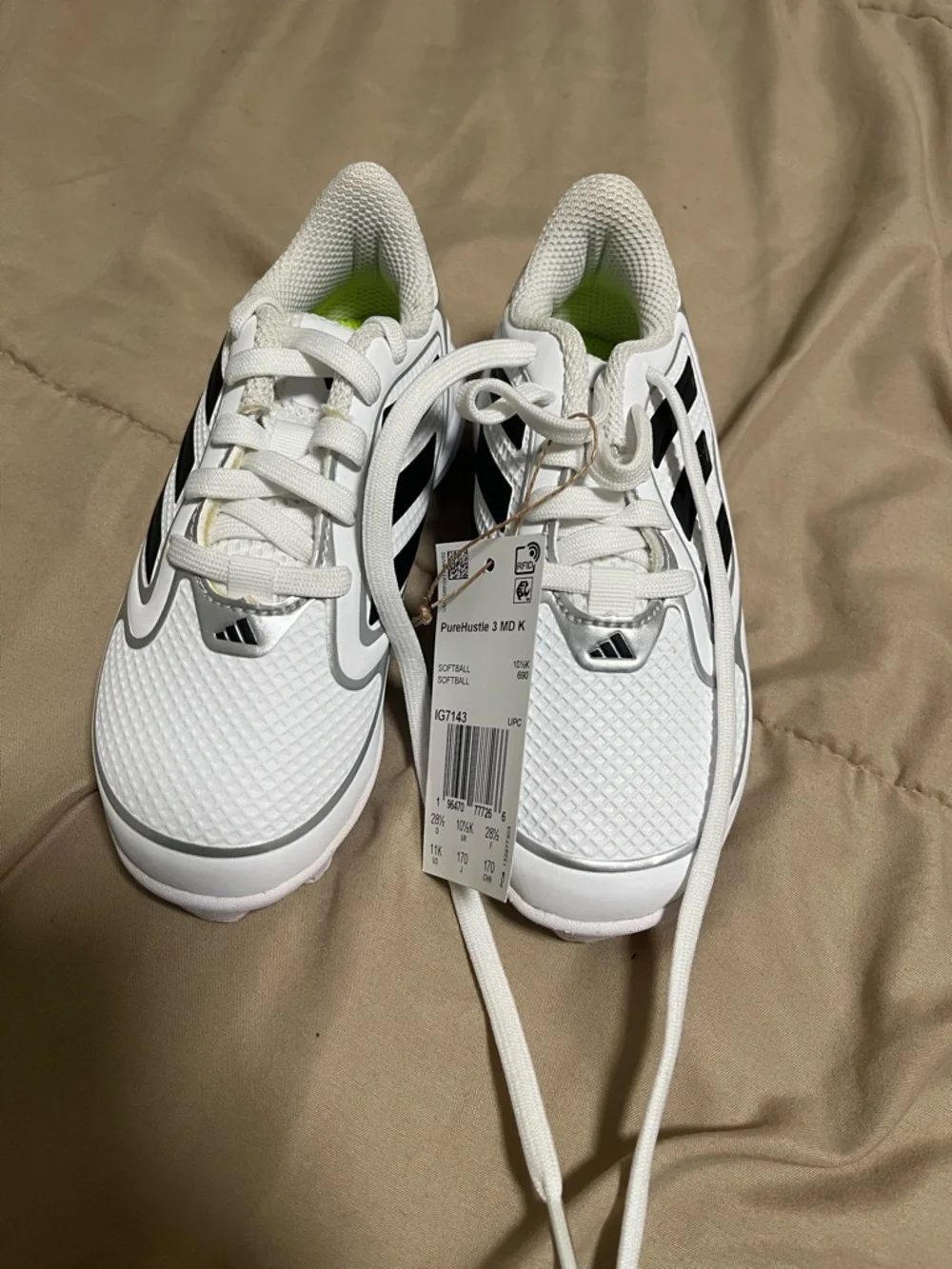 Adidas PureHustle 3 MD Kids Cleats White Black Size 11K Softball Baseball NWT - Picture 1 of 6